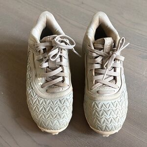 Under Armour Taupe Lace-Up Athletic Shoes